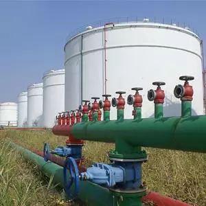 安徽聚脲噴涂機(jī)——罐體防腐施工的加選擇(圖1) 安徽聚脲噴涂機(jī)——罐體防腐施工的加選擇(圖1)